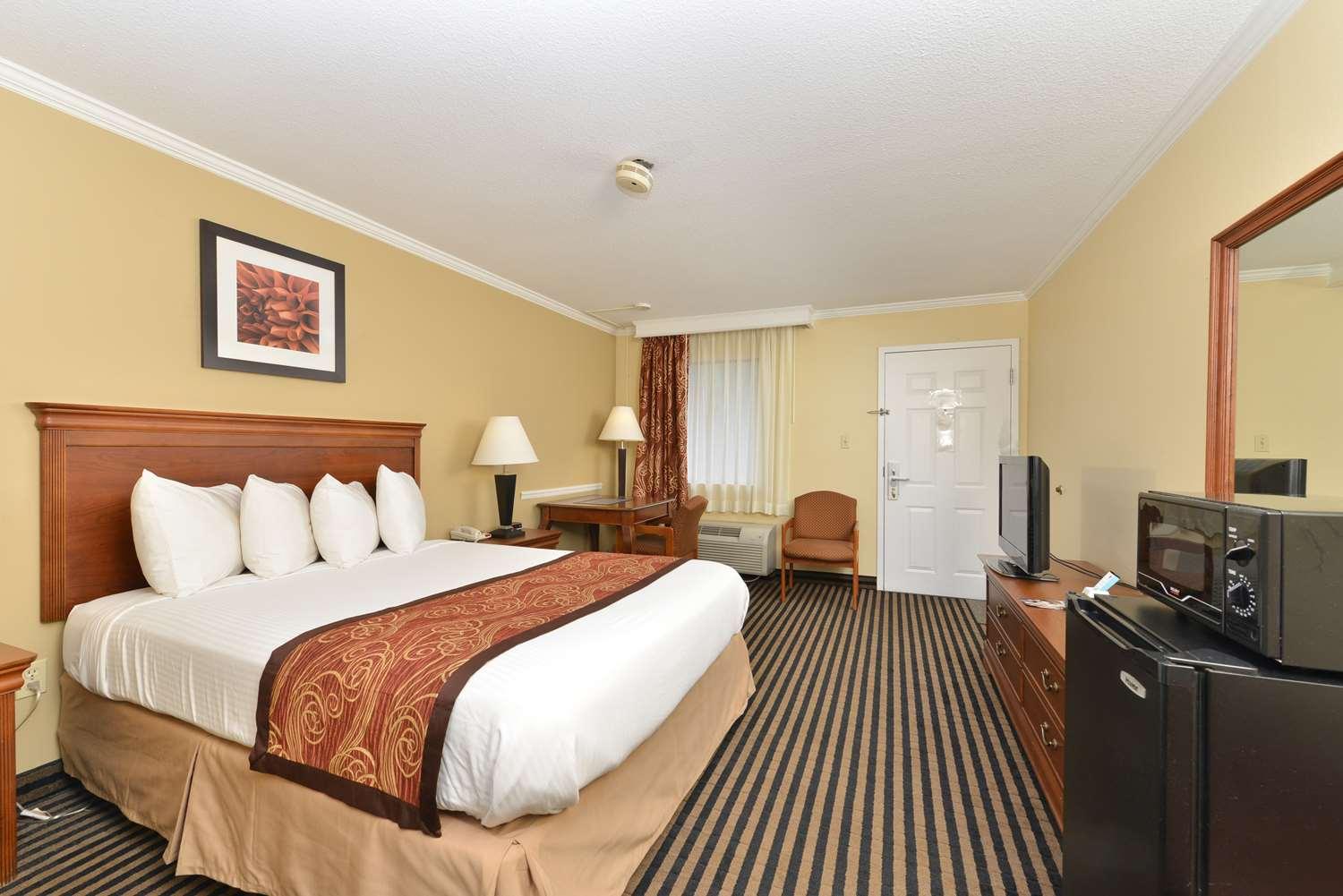 Best Western - Mckenzie Exterior photo