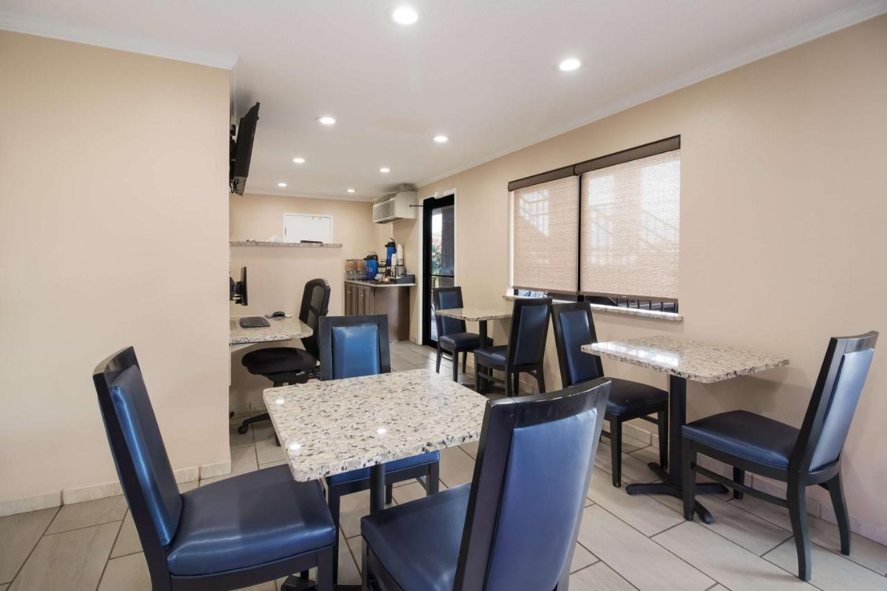 Best Western - Mckenzie Exterior photo